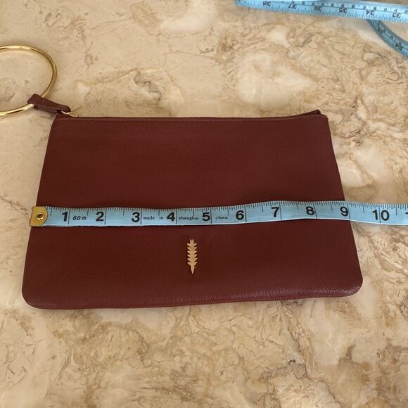 Thacker New York Genuine Leather Wristlet Burgundy As New - Picture 9 of 10